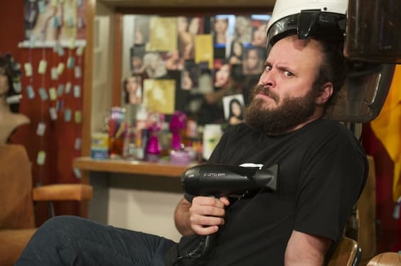 Globo ordena regravação de nova série de humor, "Chapa Quente"; entenda
