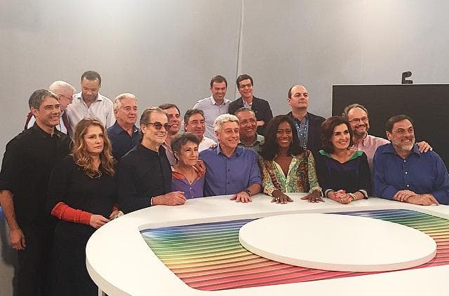 Jornalistas da Globo comemoram 50 anos da emissora
