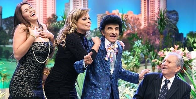 Às pressas, SBT faz homenagem para Zé Bonitinho na "A Praça é Nossa"