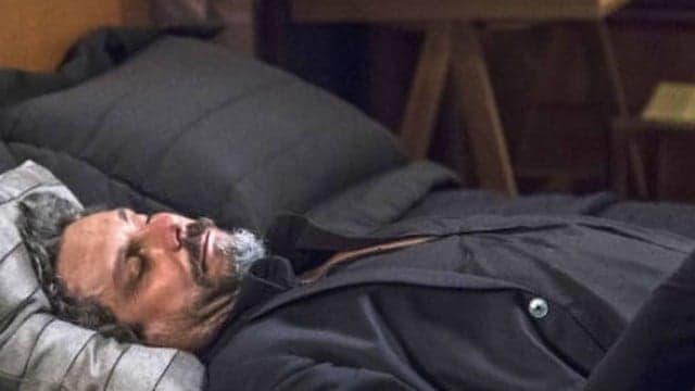 Em um dos finais de "Império", José Alfredo é assassinado por José Pedro; confira