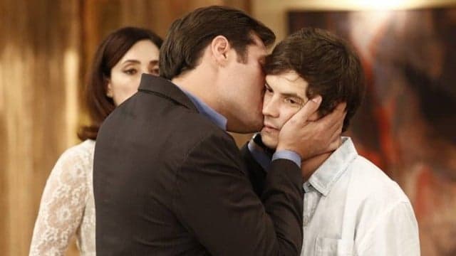 "Alto Astral": Marcos armará plano para afastar Caíque de uma vez do hospital