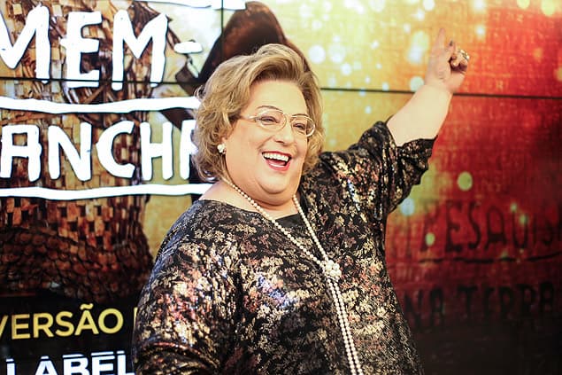 Prestes a estrear reality, Mamma Bruschetta se instala no mesmo spa de William Bonner