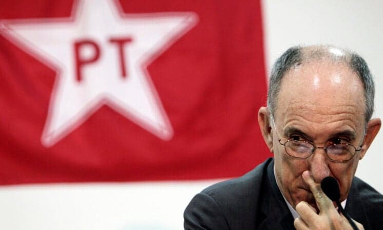 Após cobertura da manifestações na Record, Presidente do PT defende retirada de verba na emissora