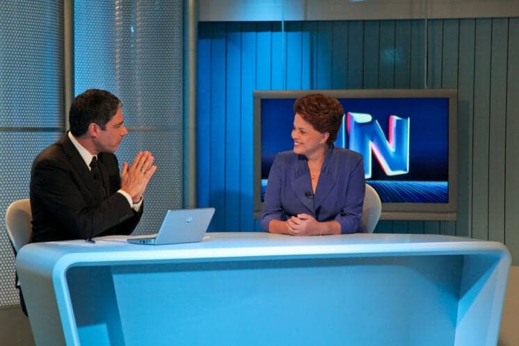 Após ameaçar a Record, governo retira campanha publicitária da Globo