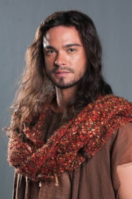 Sidney Sampaio encerra gravações de "A Terra Prometida" e muda radicalmente de visual; veja!
