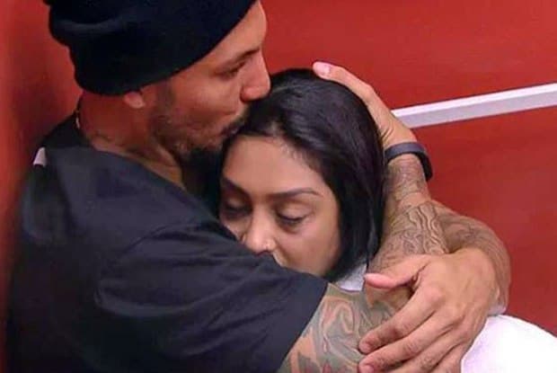 ‘‘BBB’’: após chamar Fernando de Felipe, Amanda pede desculpas