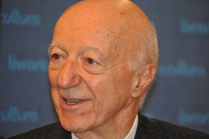 Jovem Pan demite Claudio Carsughi, jornalista veterano após 60 anos na rádio