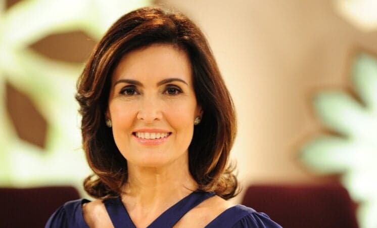 Fátima Bernardes desmente que William Bonner usava bermudas no "JN"