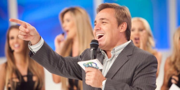 Gugu volta a fazer seu programa diretamente dos estúdios da Record
