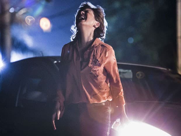 "Babilônia": Após vazamento de vídeo, Beatriz atira em Inês