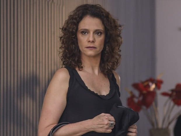 "Sete Vidas": Irene fica impactada ao saber de gravidez indesejada