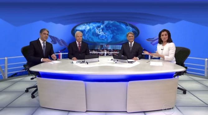 Confira o "boa noite" histórico do "Jornal Nacional", com quatro âncoras na bancada