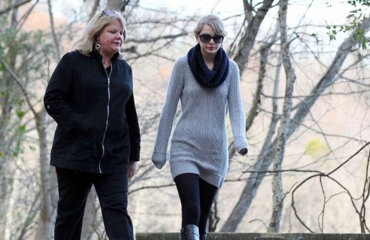 ‘‘Minha mãe foi diagnosticada com câncer’’, diz Taylor Swift ao desabafar em rede social