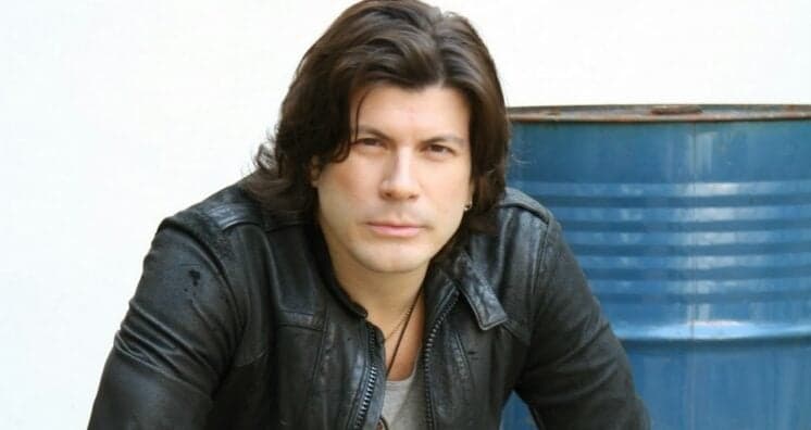 Paulo Ricardo deseja voltar a fazer novelas: "Só depende do convite"