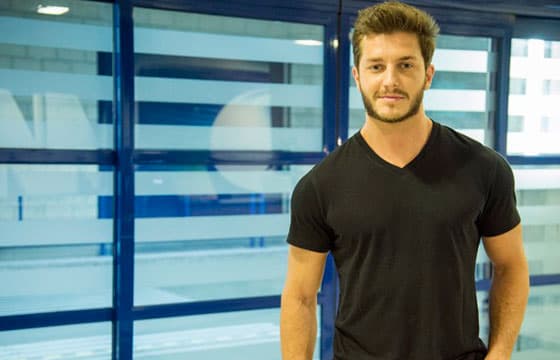Klebber Toledo renova contrato de exclusividade com a Globo