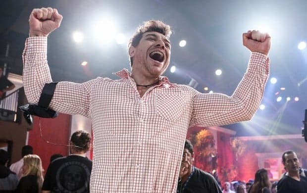 Campeão do "BBB15", Cézar será recepcionado com festa e desfilará em carro de bombeiros na sua cidade