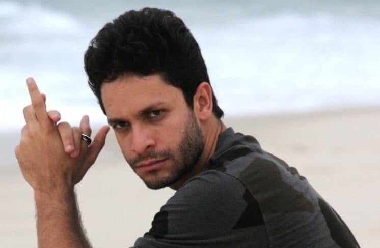 Rainer Cadete dará vida a personagem gay e atuará de salto alto em "Verdades Secretas"
