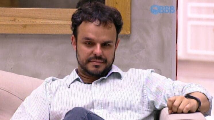 "BBB15": Adrilles diz que tentou pedir emprego para Bial, mas foi "rejeitado" pelo apresentador