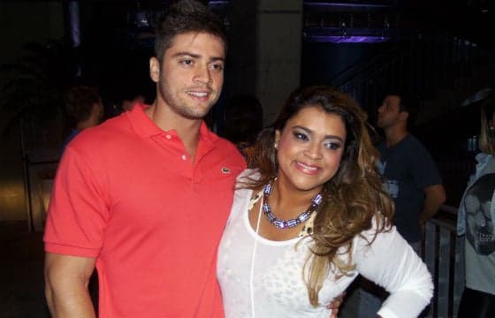 Barraco! Preta Gil é chamada de gorda no Instagram e marido perde a cabeça com seguidor; veja