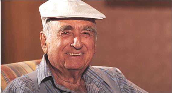 Morre o ator Elias Gleizer aos 81 anos
