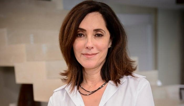 Fim de mistério: Maria Inês é a verdadeira mãe de Laura na novela "Alto Astral"