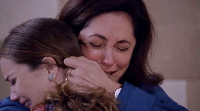 Na reta final, novela das sete abre dois pontos de vantagem sobre "Babilônia"