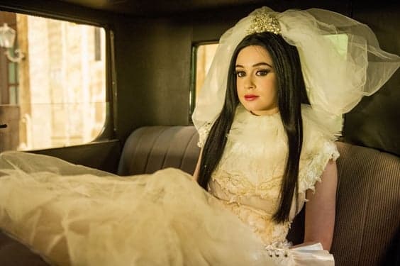 Globo faz exposição com figurino da série "Amorteamo"