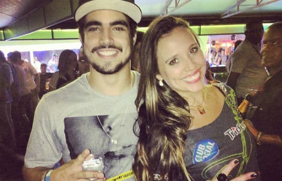Ex-affair de Caio Castro assume namoro com mulher: "me entreguei"