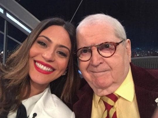 Emocionada, Carol Castro comemora participação no ‘Programa do Jô’