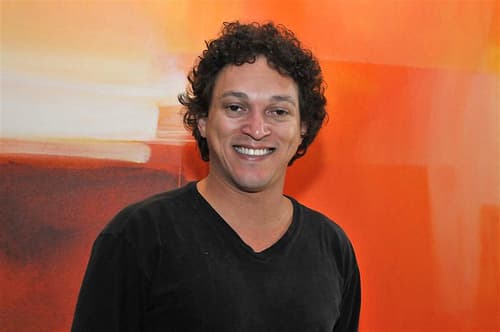 Fábio Lago engorda 6 kg para viver novo personagem