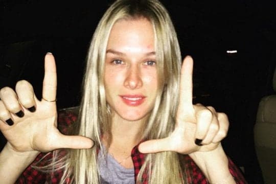 Seguidora de Fiorella Mattheis é massacrada após fazer criticas a atriz