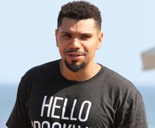 Fã é maltratada por seguranças de Naldo em show (vazio) no Rio de Janeiro