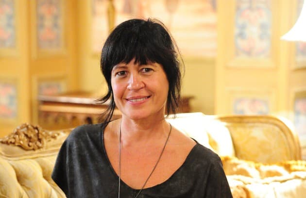 Em programa da Globo News, Thelma Guedes revela detalhes da criação de suas novelas