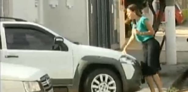 Jornalista quase é atropelada durante reportagem sobre acidentes de trânsito; confira!