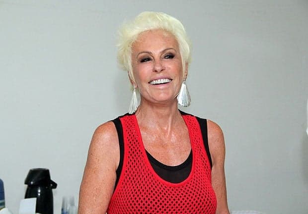 Ana Maria Braga grava entrevista para o "Roda Viva" da TV Cultura