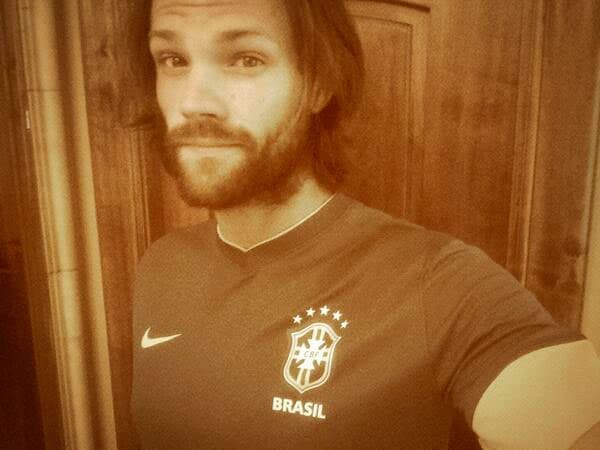 Jared Padalecki fala sobre mensagem preocupante no Twitter