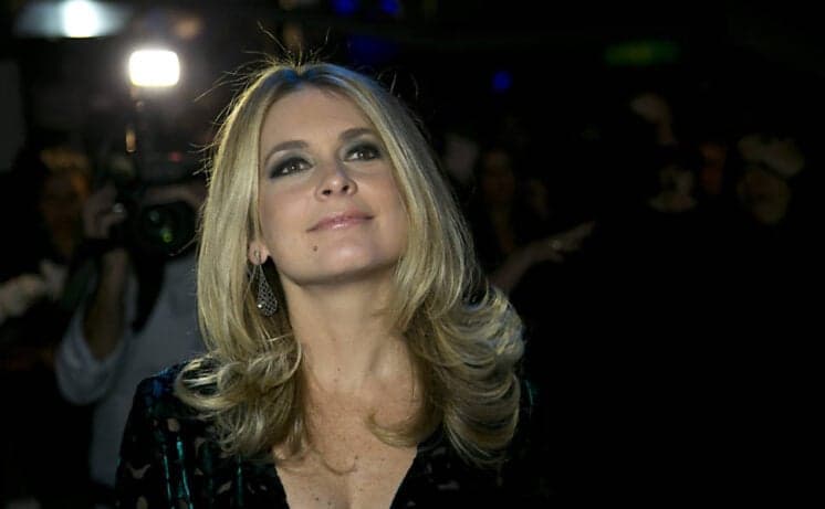 Cláudia Abreu é confirmada no elenco de "Sagrada Família"