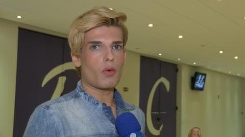 Celso Santebañes, o Ken Humano, será enterrado nesta tarde no interior de MG