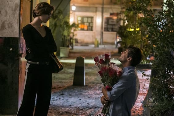 "Babilônia": Após briga com Evandro, Alice reata com Murilo