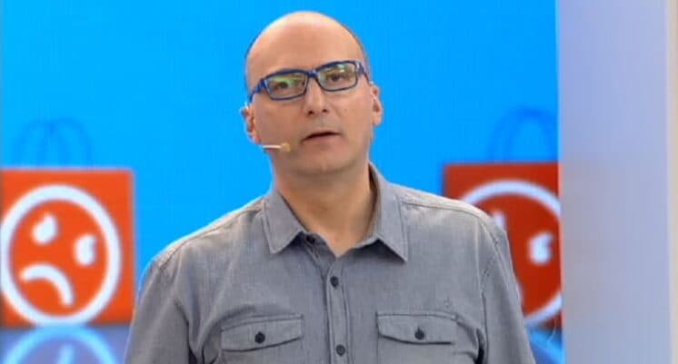 Com risco de perder programa, apresentador da Record implora por anunciantes e alfineta o SBT