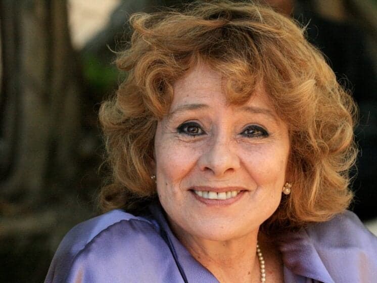 Globo muda abertura de “Babilônia” e coloca nome de Débora Duarte