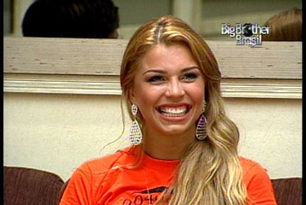 Grazi Massafera é obrigada a ficar feia para novela da Globo