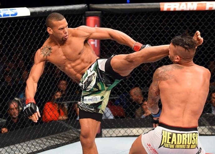 Exibido na madrugada da Globo, "UFC Combate" registra boa audiência