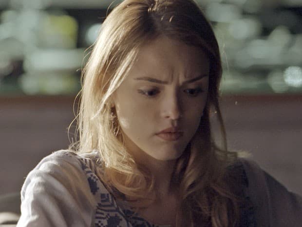 "Sete Vidas": Recaída? Júlia decide viajar com Pedro e não conta para Felipe; confira o resumo do capítulo desta sexta-feira (26)