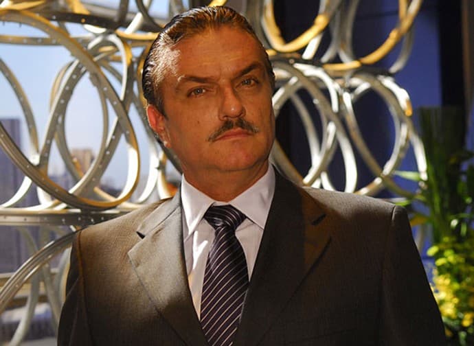 Werner Schünemann retorna à TV como traficante em "Babilônia"