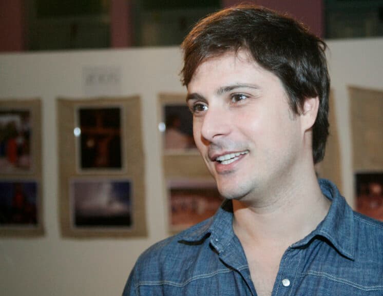 Ex-participante de "A Fazenda", Sérgio Abreu desiste da carreira de corretor: "não me adaptei"