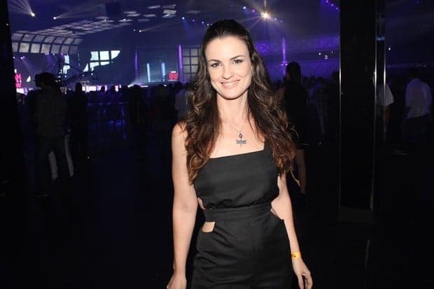 Carolina Kasting integra elenco de "Além do Tempo", nova novela das 18h