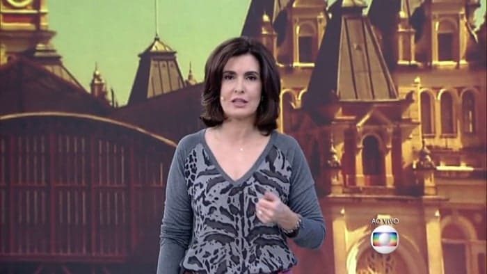 Fátima Bernardes comete gafe e "mata" Cristiano Ronaldo