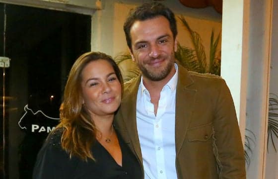 Rodrigo Lombardi confessa que sua esposa sente ciúmes de suas cenas picantes em novela