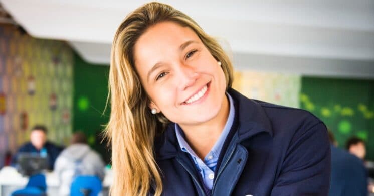 Fernanda Gentil pode migrar para o Entretenimento da Globo e ser substituída por apresentadora da Band